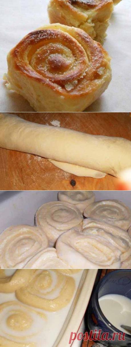 Нежные булочки, печеные в молоке | Домашняя кулинария
Мука - 400 г
Молоко - 250 мл
Яйцо куриное - 2 шт
Сахар - 1 ч. л.
Соль щеп.
Дрожжи свежие прессованные - 20 г
Для начинки:
Масло сливочное - 100 г
Сахар - 80 г
Заливка:
Молоко - 150 мл
Сахар - 50 г