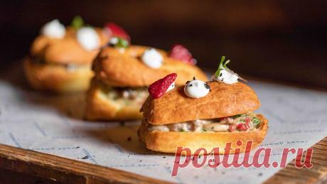 Эклеры с жульеном из утиных язычков | Моя умная кухня Не знаете где купить утиные язычки? А вы когда-либо на рынке их спрашивали? Нет? А спросите.Первый раз может и не быть, но к следующему вашему приходу на рынок они будут.