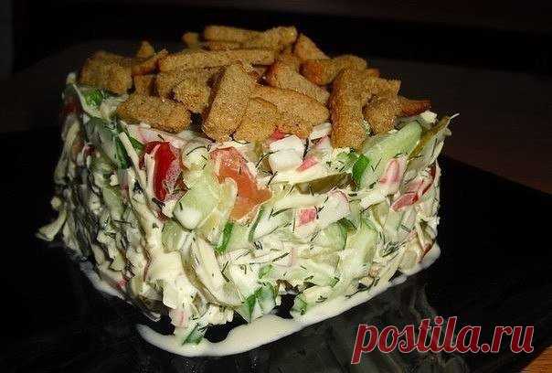Салат с сухариками 