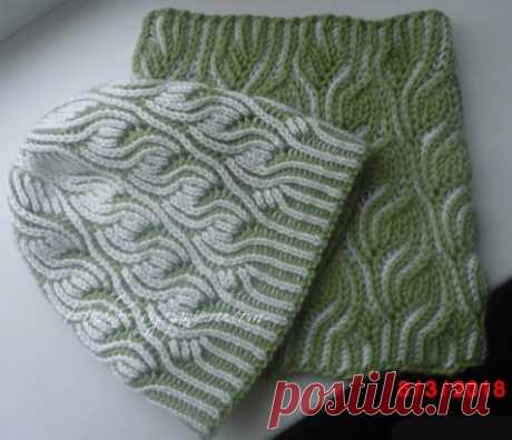 Женская шапка в технике бриош - Brioche Stitch
Модная и красивая шапочка связанная в  технике бриош .Некоторые модели этой техники вы уже видели в новинках на сайте.Сегодня будет мастер-класс этой симпатичной шапочки.
Описание вязания шапки бриошь:
 Основная нить - белая (Лана Голд 800+Детский каприз), темная нить сиреневая - Мохер Деликат от Nako (цвет сиреневый туман) в два сложения.
Спицы носочные №3 или
Круговые спицы №2,5-3 
Набрать число петель кратное 10, (я набираю 70 п - на разме