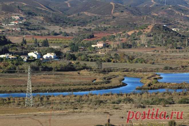 Rio Arade.. À caminho de Silves.zona de Serra