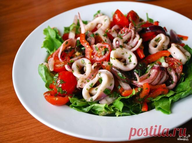 Постный салат с кальмарами - кулинарный рецепт на Повар.ру