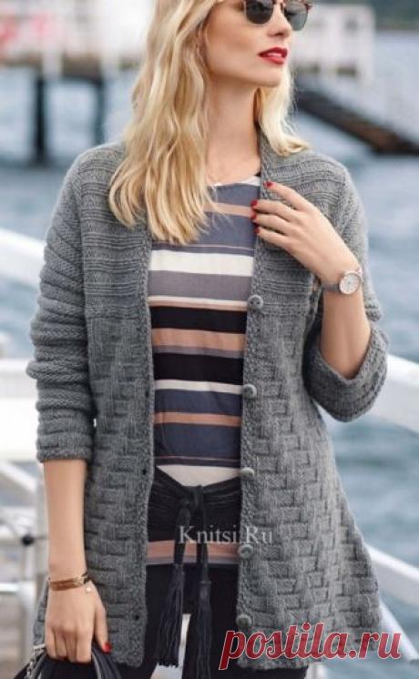 Три красивейших женских кардигана, вязанные спицами!