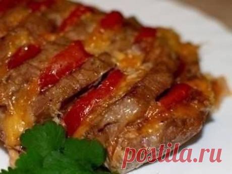 Свинина запечённая гармошкой (с помидорами и сыром) - ХОТДОГУ.net - каталог кулинарных рецептов.супы, вторые блюда, салаты, закуски, десерты, коктейли, торты и выпечка.