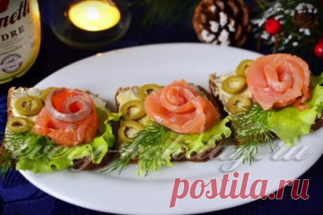 Бутерброды с семгой и оливками