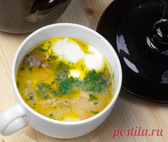 Суп из белых грибов с перловкой 
Цикл - Интересные рецепты от ВСЁВСЁ.РУ 
-------------------
Перловка — одна из самых полезных круп, к тому же она универсальна и сгодится для множества блюд. Не следует путать с ячневой крупой — она более мелкая и годится только в каши. В Италии из перловки готовят орзотто, но суп из белых грибов будет куда интереснее.
Весь рецепт в наших страницах во всех соц сетях)
Ваш ВСЁВСЁ.РУ