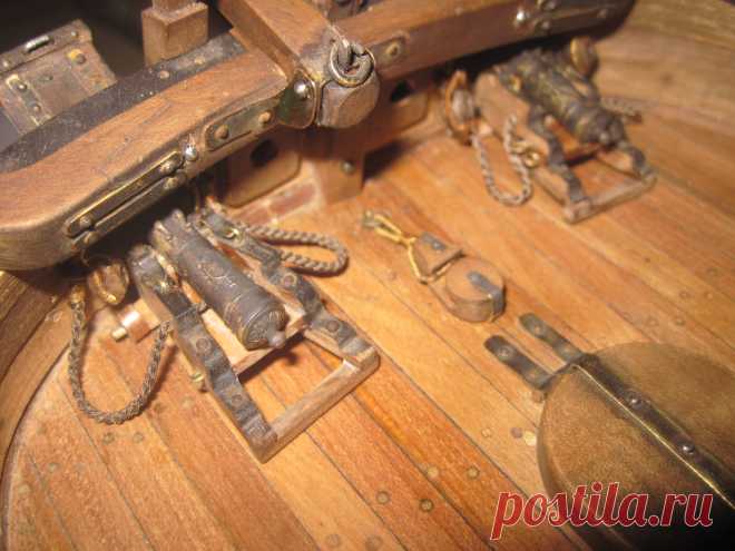 Погонные пушки на боте. Без обвязки. Только брюк.