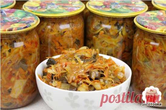 Капустная солянка с опятами
 
Капустная солянка – одна из самых универсальных заготовок, ее можно использовать для рагу и супа, брать как начинку в пирог, она отлично идет как самостоятельное блюдо. Солянка – блюдо, относящееся к старинной русской кухне. Так называли суп, приготовленный на концентрированном бульоне и тушеную капусту с грибами или мясом. Основу грибной солянки составляют капуста и грибы. Можно приготовить такое блюдо и сразу его съесть, а также удобно сделать с ним консервацию.