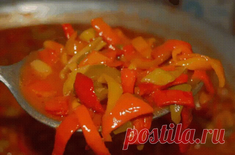ОБАЛДЕННЫЙ САЛАТ ИЗ ПЕРЦА НА ЗИМУ  ОБАЛДЕННЫЙ САЛАТ ИЗ ПЕРЦА НА ЗИМУ 
Салат действительно обалденный - он вкусный и полезный! Салат из перца на зиму - просто кладезь витаминов! Да и яблоки есть куда пристроить, а то у меня их много - привезли добрые родственники)) 
Ингредиенты: 
сладкий перец - 2 кг 
яблоки - 1 кг 
лук - 1 кг 
масло раст. - 100 грамм 
мед - 3 стол. ложки 
соль - 1 стол. ложка. 
Способ приготовления: 
Порежьте перчик и яблоки на кусочки. Добавьте нарезанный...