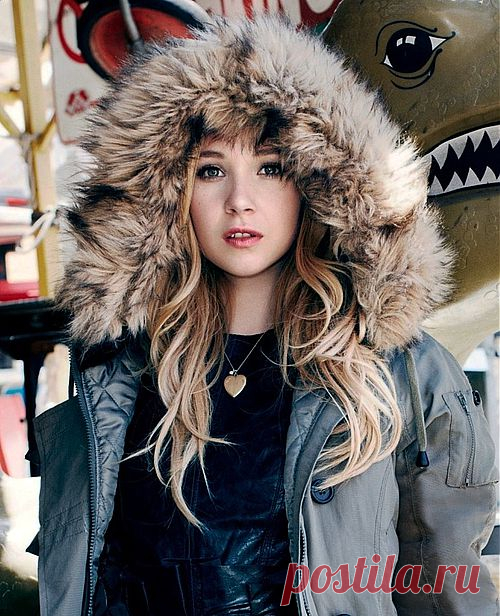 Джуно Темпл