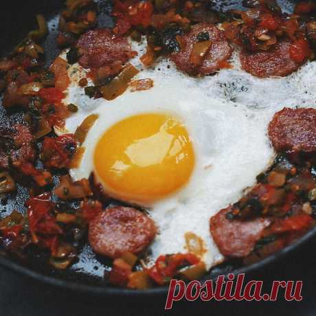 Уэвос-ранчерос с чоризо - Пошаговый рецепт с фото своими руками. Домашние рецепты