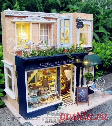 Кукольные домики))