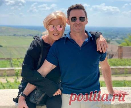 Новое фото Хью Джекмана с женой: актер трогательно поздравил Деборру-Ли с 65-летием