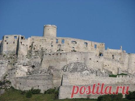 Spis Castle, Slovakia  |  Pinterest: инструмент для поиска и хранения интересных идей