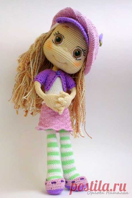 Рубрика "Ваши хвастики"!  
Эта очаровательная девочка связана Наташенькой Орловой https://ami.guru/forum/profile/25589-норка/ на основе описания Анны Садовской 

 Бесплатный мастер-класс по вязанию куклы-основы вы можете найти на нашем форуме по ссылке https://knitting-life.ru/forum/topic/211-шарлотта-зем.. (для доступа необходима регистрация) 

 Хотите попасть в рубрику "Ваши хвастики"? Публикуйте фотографии своих работ в альбоме  https://vk.com/album-72590501_196621606 
...