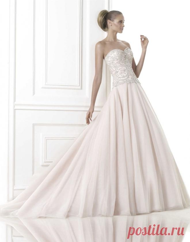LOOKandLOVEwithLOLO: PRONOVIAS 2015 Glamour Bridal Collection