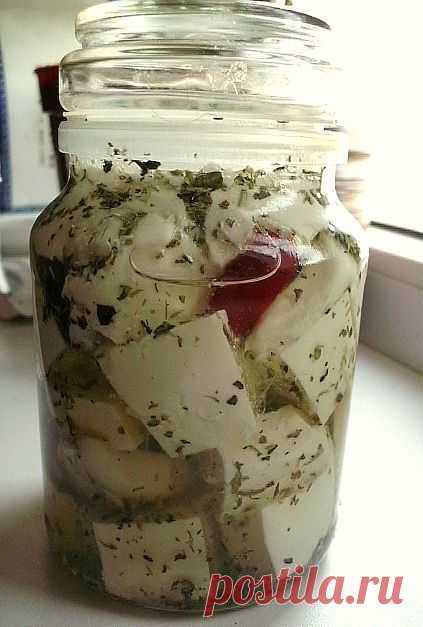 Маринованный сыр.
