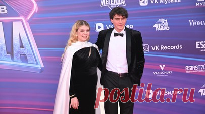 Трусова: сразу сказала Макару, что в ближайшем будущем хочу семью и ребёнка. Серебряная призёрка Олимпийских игр 2022 года Александра Игнатова (Трусова) рассказала о начале отношений с фигуристом Макаром Игнатовым. Читать далее