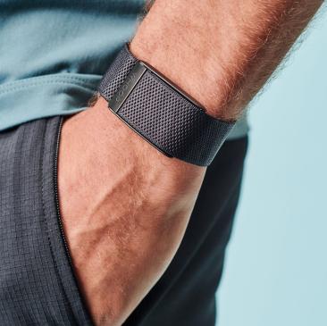 Редакторы Men's Health протестировали фитнес-трекеры и сравнили их точность, автономность, удобство и совместимость.