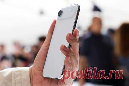 Создатель провального iPhone покинул Apple