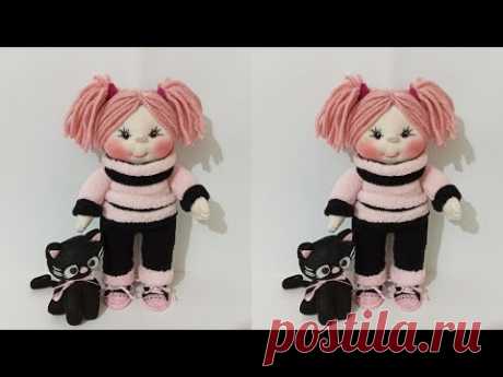 ÇORAPTAN SEVİMLİ BEBEK NASIL YAPILIR-HOW TO MAKE A SOCKS DOLLS