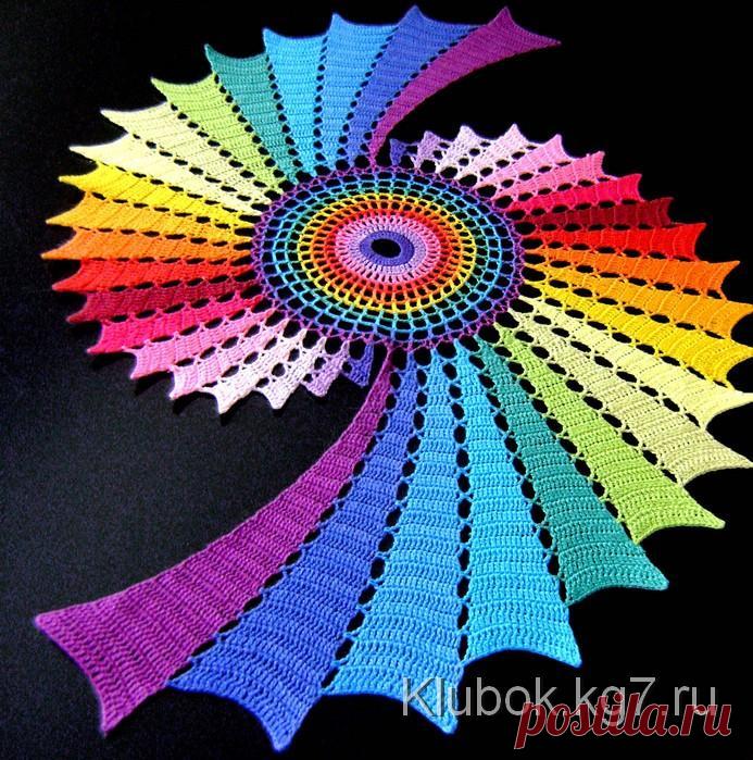 Белая спиральная салфетка