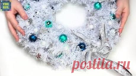 Рождественский венок на дверь за 20 минут / Christmas wreath on the door - YouTube