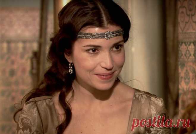«Нравился Халит»: как Сельма Эргеч на самом деле попала в «Великолепный век» Последние новости шоу-бизнеса России и мира, биографии звезд, гороскопы - Вешкаймские вести