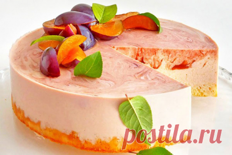 Сырник Мраморный
Рецепт вкусного сырника, который будет актуален в любое время года, так как его можно готовить из самых разных ягод и фруктов, свежих или замороженных.