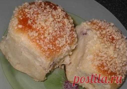 Булочки с наполнителем и посыпкой

Ингредиенты:

200 мл. теплого молока
50 граммов маргарина для выпечки типа 