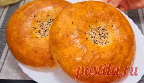 Хлеб, которого в магазине не купить. Рецепт вкусного хлеба из минимума ингредиентов Ингредиенты: вода - 300 мл., соль - 0,5 ч. л., сахар - 1 ст. л., масло - 80 мл., дрожжи - 15 гр., мука - 650 гр. (+/-). Приятного аппетита! Ставьте лайки и подписывайтесь на блог. Не пропускайте...