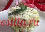 Салат с кальмаром и пекинской капустой