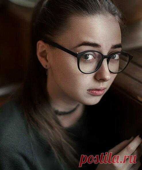 Сынок, ты зачем эту беднягу в дом привёл? Гони её на улицу. Чтобы через неделю её тут не было
Максим и Маша были влюблены друг в друга еще со школы. Тогда совсем еще юным ребятам казалось, что им суждено быть вместе. Они часто строили планы на будущее — мечтали о большом доме, собаке, и, конечно же, о совместных детях. Однако, жизнь распорядилась совсем по-другому. Мать Максима, с неприязнью глядя на неблагополучную семью потенциальной невестки, […]
Читай пост далее на сайте. Жми ⏫ссылку выше