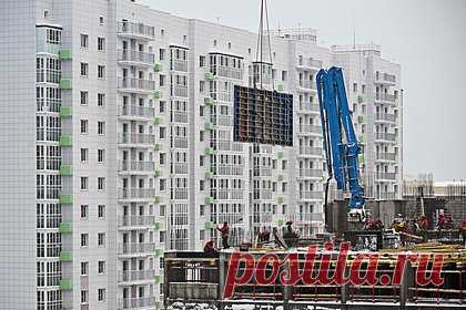 Предсказан срок снижения цен на жилье в России. В первой половине 2024 года вторичное жилье в России может подешеветь. Такой срок снижения цен на готовые квартиры в стране предсказал управляющий директор компании «Метриум» Руслан Сырцов. Это будет обусловлено отсутствием субсидируемых программ ипотеки на вторичном рынке, считает эксперт.