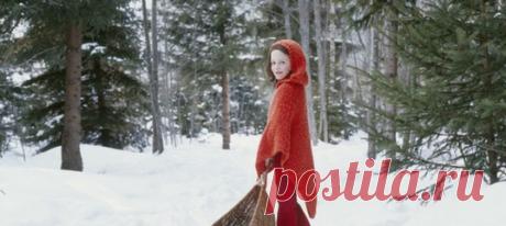 Почему нас, взрослых, так трогают сентиментальные истории про бедных сироток с обязательным счастливым концом? В этой нашей сезонной «слабости» соединяются ностальгия по детству и надежда на то, что мы можем изменить свою судьбу. #познаниесебя #психологияличности #рождество #рождественскиесказки