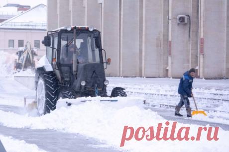Климатолог Зайцева опровергла связь магнитных бурь со снегопадами в РФ. Эксперт заявила, что прямых доказательств того, что погода реагирует на магнитные бури, нет.