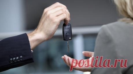 В России спрогнозировали развитие ситуации на авторынке до конца года. В ассоциации «Российские автомобильные дилеры» (РОАД) сообщили, что на российском авторынке наблюдается рост продаж, несмотря на лето. Однако это может быть предвестником скорой стагнации. Читать далее