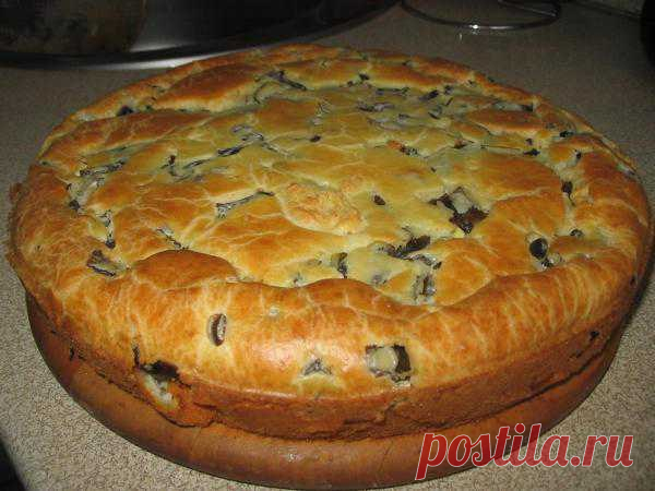 ПИРОГ с  СЫРОМ, СОСИСКАМИ И ЯЙЦАМИ В МУЛЬТИВАРКЕ!