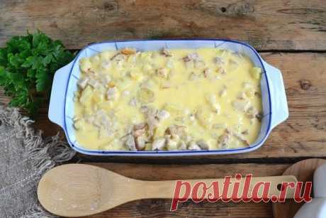 Быстрая запеканка на обед или ужин
Простое в приготовлении, вкусное и питательное блюдо.