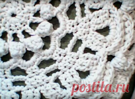 Объемный коврик из шнура.  Схема вязания крючком
