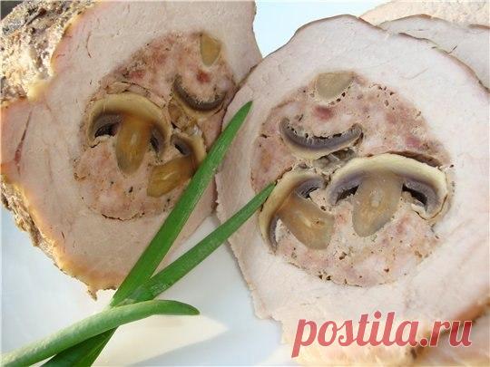 Запеченная фаршированная свинина.

1 кг... / Еда и напитки / СВИНИНА / Pinme.ru