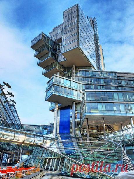 Штаб-квартира банка &quot;NORD LB&quot; (Ганновер, Герм.)