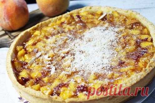 Пирог с персиками и сметаной – чудесная летняя выпечка к чаю