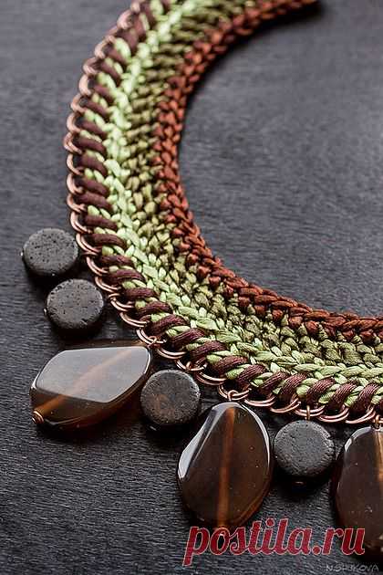 Колье атласное Пуща - атласные ленты,колье,statement necklace,крупное украшение