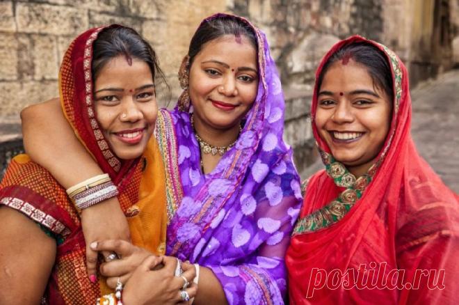 Индийские мужчины потребовали, чтобы женщин тоже наказывали за супружескую измену | Общество