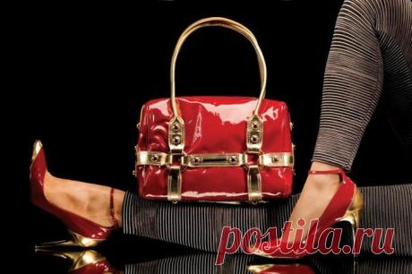 Женская сумочка может многое рассказать о характере своей обладательницы..