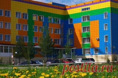 Вот такая у нас детская поликлиника. А детишкам как нравиться.