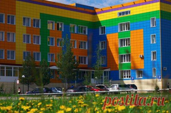 Вот такая у нас детская поликлиника. А детишкам как нравиться.