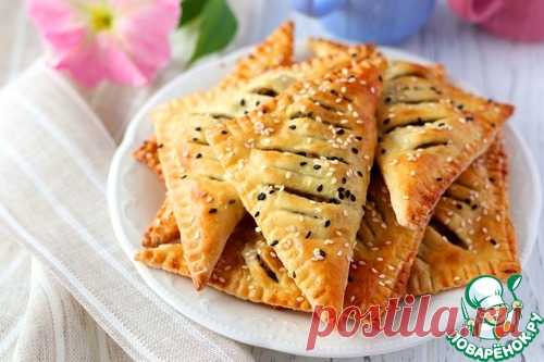 Слоёные треугольнички с печенью и рисом – кулинарный рецепт