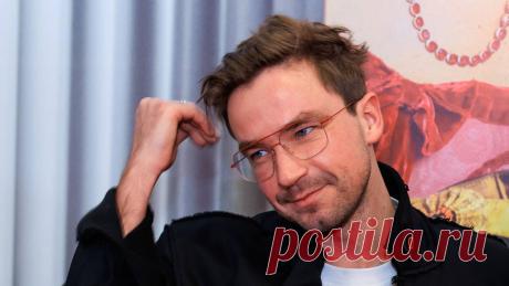 Александр Петров